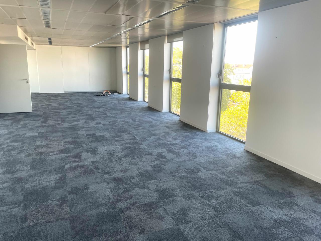 Bureau Rueil-Malmaison 2873m² Vente bureau Rueil-Malmaison Hauts-de-Seine OVBUR2317450 2